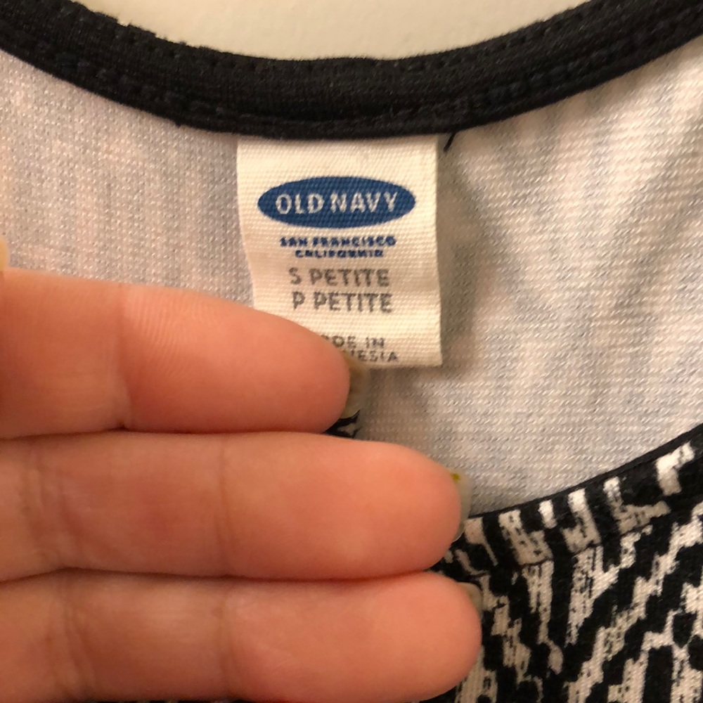 Old Navy romper/jumpsuit - Picture 3 of 6